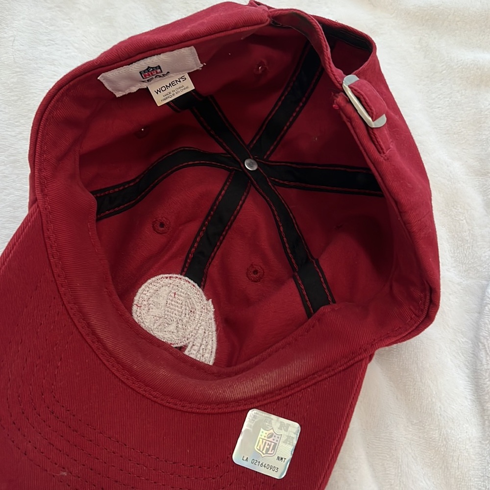 Washington Commanders hat - Picture 2 of 2